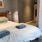 The Full Moon Backpackers Hostel *