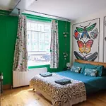 The Full Moon Backpackers Hostel *