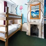 The Full Moon Backpackers Hostel Μπρίστολ