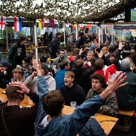 The Full Moon Backpackers Hostel