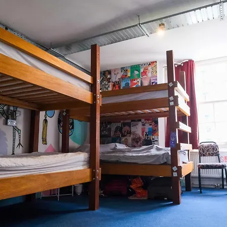 The Full Moon Backpackers Hostel *