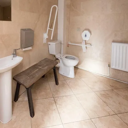 The Full Moon Backpackers Bristol