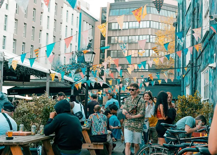 Hostel The Full Moon Backpackers Bristol