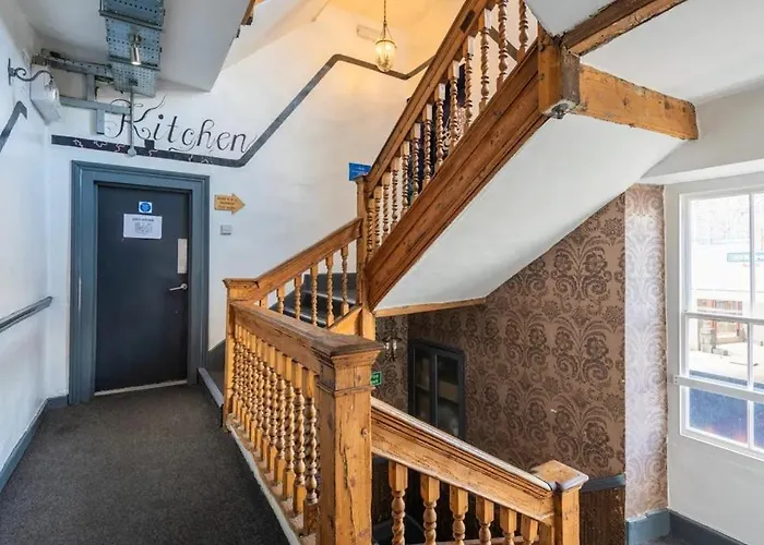 Hostel The Full Moon Backpackers