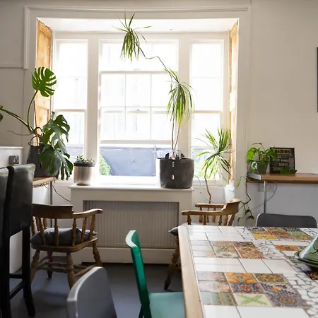 The Full Moon Backpackers