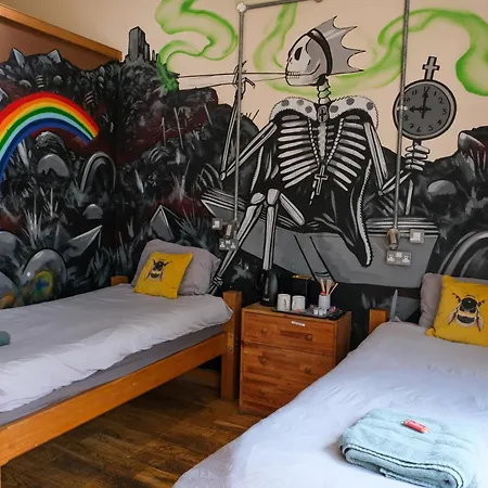 Albergue The Full Moon Backpackers