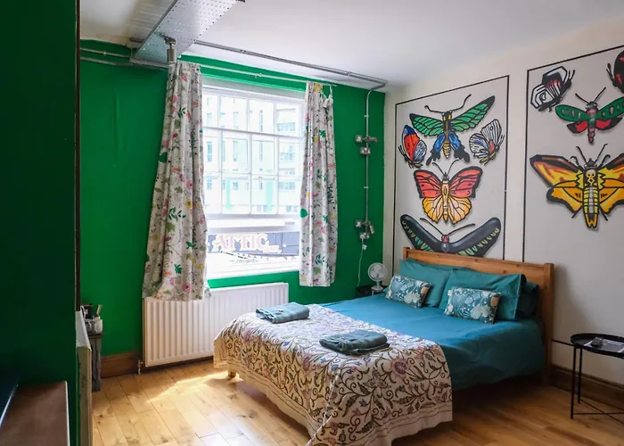 满月背包客旅馆 旅馆 *