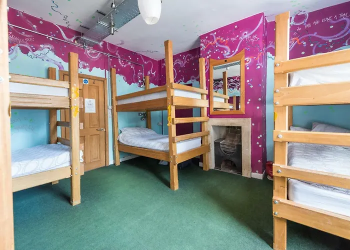 满月背包客旅馆 布里斯托