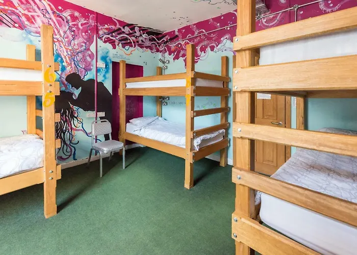 Hostel The Full Moon Backpackers *